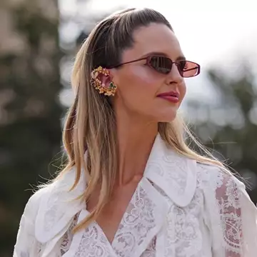 Double Chin | 3+1 τρόποι να αποκτήσετε ένα πιο σφριγηλό περίγραμμα προσώπου