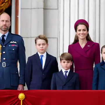 Ο πραγματικός λόγος που ο πρίγκιπας George συνόδευσε την Kate Middleton και τον πρίγκιπα William σε μία ιδιαίτερη δημόσια εμφάνιση