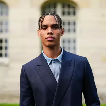 Alexandre Grimaldi | O 21χρονος γιος του πρίγκιπα Αλβέρτου εντυπωσιάζει στη νέα καμπάνια του Jacquemus