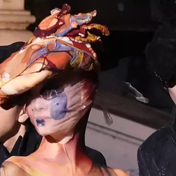 The Margiela Mystery | Το μακιγιάζ που "έριξε" το διαδίκτυο έχει την υπογραφή της Pat McGrath