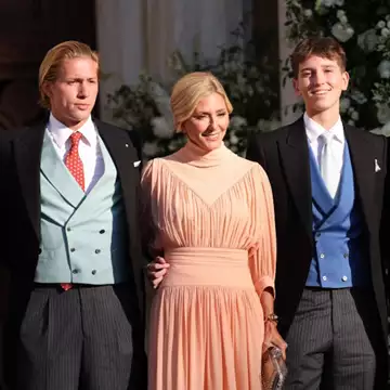 Το τραπέζι που έστρωσε η Marie Chantal το Πάσχα και το σερβίτσιο με τη δική της υπογραφή