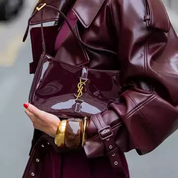 Αντίο μπορντό | Το χρώμα που θα κυριαρχήσει στο μανικιούρ τo 2025