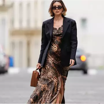 Τα chic φορέματα στα οποία αξίζει να επενδύσετε τώρα που έχει εκπτώσεις