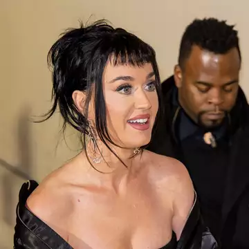 Katy Perry | Η αποκάλυψη για το λάθος που έκανε αμέσως μετά την τελετή στέψης του βασιλιά Καρόλου