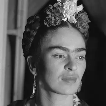 5+1 γυναίκες που επιβεβαιώνουν τη δύναμη ενός signature hairstyle