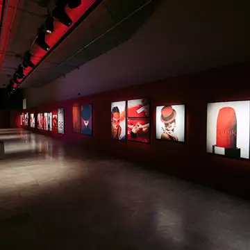 Το εμβληματικό Rouge Dior επανασυστήθηκε στο πιο glamorous party