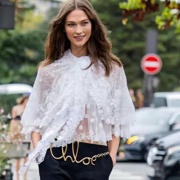 Οι bohemian μπλούζες που θα σας βοηθήσουν να υιοθετήσετε το boho chic