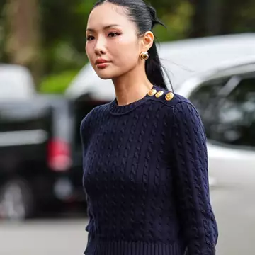 Τα πουλόβερ που θα φορέσετε περισσότερο με τα παντελόνια σας φέτος