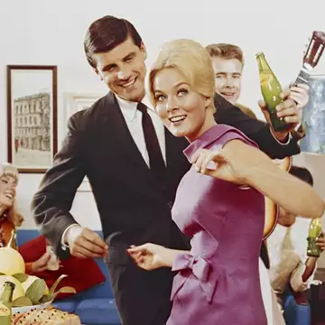 Κάποτε θεωρούνταν passé, τώρα εμβληματικό! Aυτό το vintage φωτιστικό αξίζει πλέον χιλιάδες ευρώ