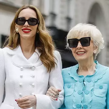 Mother's Day 2024 | 10 πολυτελή δώρα ομορφιάς για την πιο πολύτιμη γυναίκα στη ζωή σας