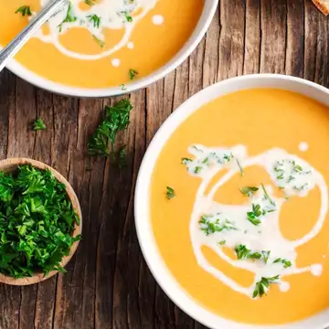 Αυτά είναι τα 3 μπαχαρικά που βελτιώνουν την πέψη και βοηθούν στη διατήρηση της επίπεδης κοιλιάς