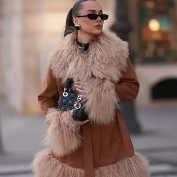 Πρωτοχρονιά με κρύο | Τα 5 πανωφόρια που θα σας κρατήσουν ζεστή και κομψή