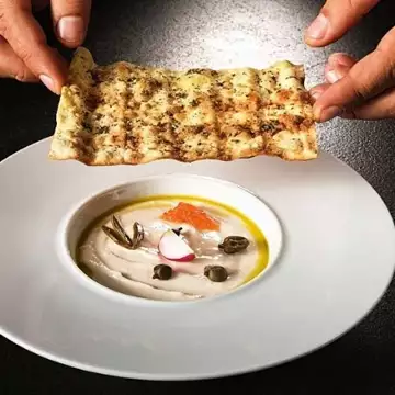 Tasty Awards 2024 x Esquire | Τα εστιατόρια που τιμούν την ελληνική κουζίνα