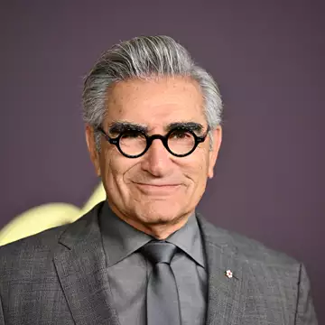 Ο Eugene Levy αποκαλύπτει πώς είναι πραγματικά ο πρίγκιπας William