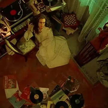 Το σκοτεινό πορτραίτο της Μαρίας Κάλλας ήρθε στο Cinobo