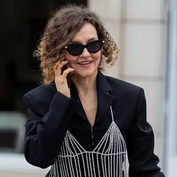 Τα μικρά μυστικά των style icons για μια πιο νεανική εμφάνιση μετά τα 50