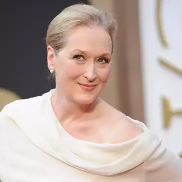 Grey-Blending | Το χρώμα μαλλιών που δείχνει κομψό σε κάθε γυναίκα άνω των 60