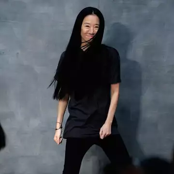 Η αειθαλής Vera Wang εκμυστηρεύεται πώς αισθάνεται λίγο πριν γίνει 75 ετών