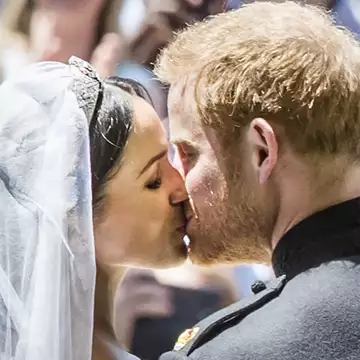 Οι πιο τρυφερές και αισθαντικές φωτογραφίες του πρίγκιπα Harry και της Meghan Markle