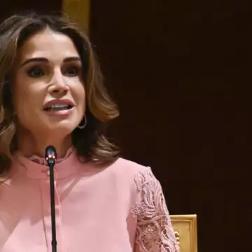 Η πρώτη επίσημη εμφάνιση της βασίλισσας Rania μετά τα ευχάριστα νέα για την οικογένειά της