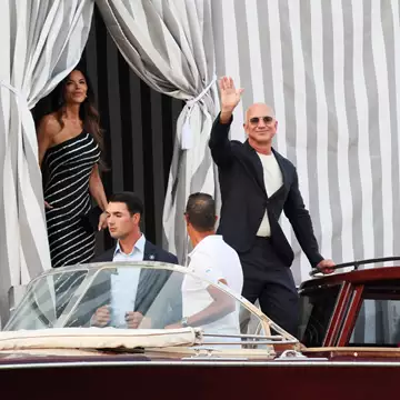 Jeff Bezos - Lauren Sánchez | Η πρώτη φωτογραφία από τον γάμο τους