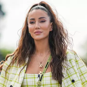 Ξαφνική τριχόπτωση | 3 λόγοι που μπορεί να πέφτουν τα μαλλιά σας