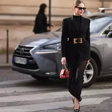 Micro Trend | 5 κομψά looks όπου πρωταγωνίστρια είναι η ζώνη