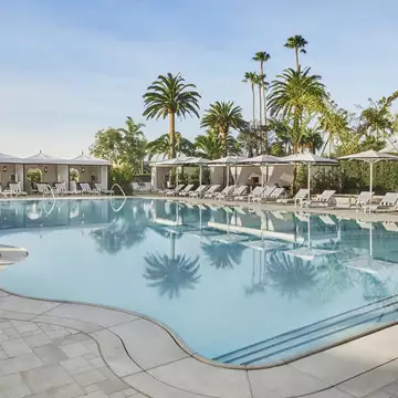 Rosewood Miramar Beach | Το Harper's Bazaar Greece στο αγαπημένο ξενοδοχείο της Meghan Markle, του πρίγκιπα Harry και πολλών αστέρων