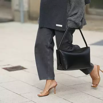 Σκασμένες Φτέρνες | Όλα όσα μπορείτε να κάνετε για επαγγελματική φροντίδα στο σπίτι