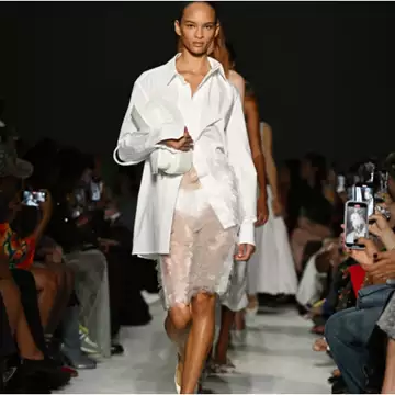 Αν σας δυσκολεύει το no- pants trend, δοκιμάστε τις sheer skirts