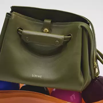 Η υψηλή τέχνη του accessorizing