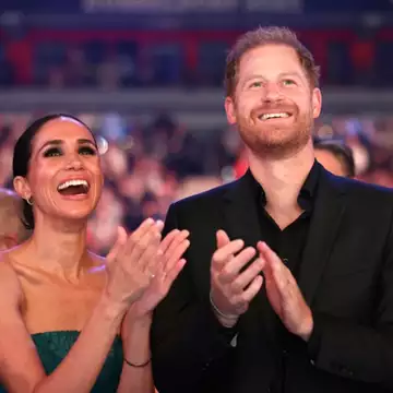 Όταν ο πρίγκιπας Harry ρωτούσε διάσημο μέντιουμ τι χρώμα μαλλιά θα έχει η μέλλουσα σύζυγός του