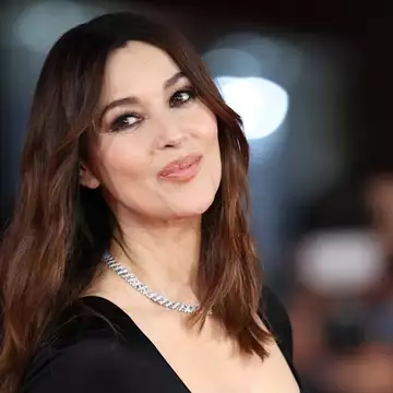 Better than Botox | Τα "έξυπνα" κουρέματα που κρύβουν τις ρυτίδες