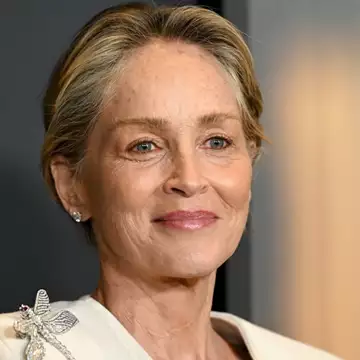 Sharon Stone: "Σήμερα κερδίζω περισσότερα από τη μόδα παρά από τον κινηματογράφο"