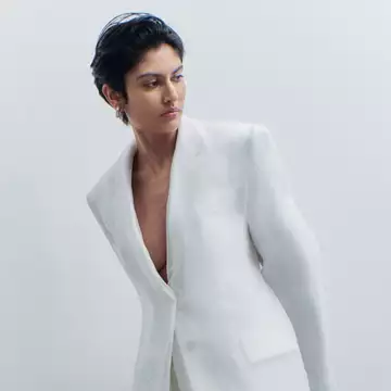 Τα must- have κομμάτια της άνοιξης