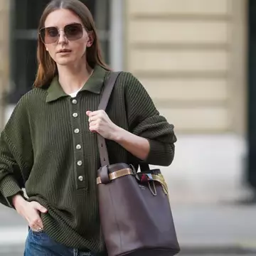 Τα 8 κομμάτια σε λαδί που αξίζει να φορέσετε αυτό το φθινόπωρο