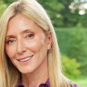 Marie-Chantal | Αυτοί είναι οι αγαπημένοι της αντιγηραντικοί οροί προσώπου