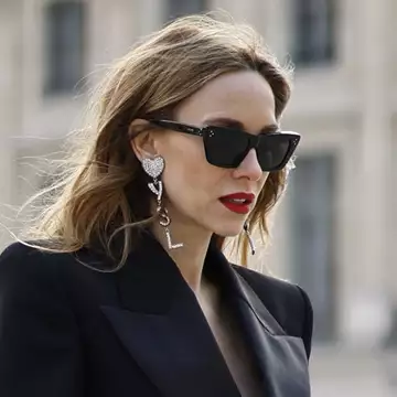 5 κραγιόν που "θολώνουν" τις λεπτές γραμμές των χειλιών