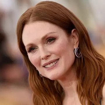 Μακιγιάζ μετά τα 50 | 3 λάθη που κάνουν τα χείλη σας να δείχνουν πιο λεπτά κι ώριμα