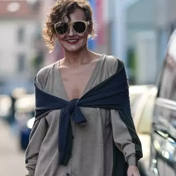 Μπήκε ο Οκτώβριος | Τα καλύτερα looks για γυναίκες άνω των 50