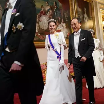 Kate Middleton | Η εμφάνιση με μυστηριώδη τιάρα, που δεν έχουμε δει δημόσια εδώ και 100 χρόνια