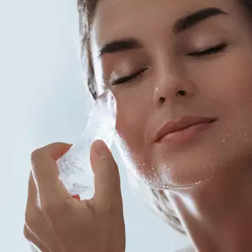 Skin Icing | Κάνει όντως θαύματα ή είναι ακόμα ένα trend;