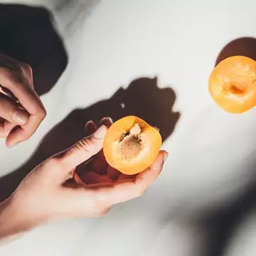 Οι καλύτερες και οι χειρότερες τροφές για την εμμηνόπαυση