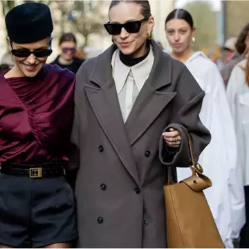 Οι κομψές τσάντες που ταιριάζουν με ό,τι κι αν φοράτε