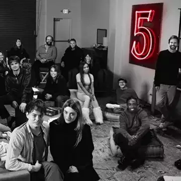 "Stranger Things" | Πρώτη ματιά στα γυρίσματα της 5ης σεζόν της καλτ σειράς