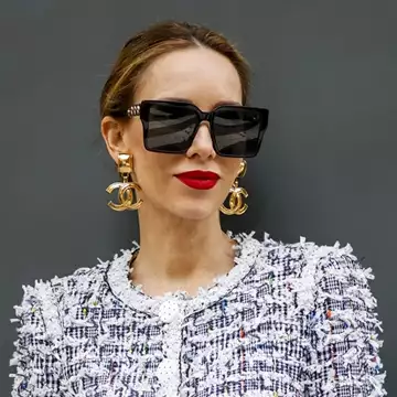 Τα ωραιότερα κόκκινα κραγιόν για γυναίκες άνω των 50