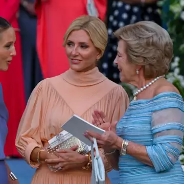 Marie Chantal | Η αθόρυβη εξ αγχιστείας συγγένεια με ελληνική επιχειρηματική οικογένεια