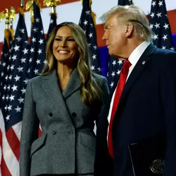 "Είναι δική μας" | Η γενέτειρα της Melania Trump πανηγυρίζει την επιστροφή της ως Πρώτη Κυρία