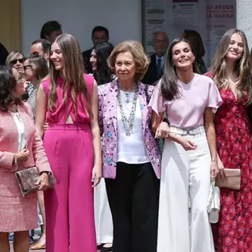 Βασίλισσα Letizia | Η low prοfile μητέρα της, Paloma και η "κόντρα" με τη βασίλισσα Σοφία