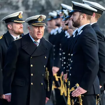 Βασιλιάς Κάρολος | H δημόσια δήλωση στήριξης για την τραγωδία στο Crans Montana της Ελβετίας